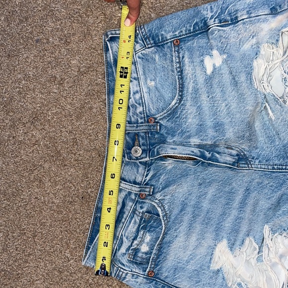 AE Mom Shorts Size 6 - Picture 7 of 9